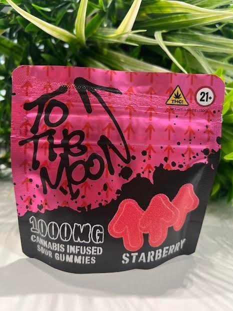 0-8.jpg To The Moon- Infused Sour Gummies-Starberry – 1000mg - Image 1