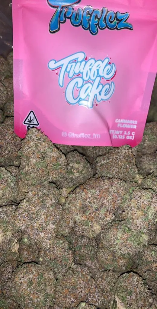 TRUFFLE-CAKE.webp TRUFFLE CAKE STRAIN - Image 1