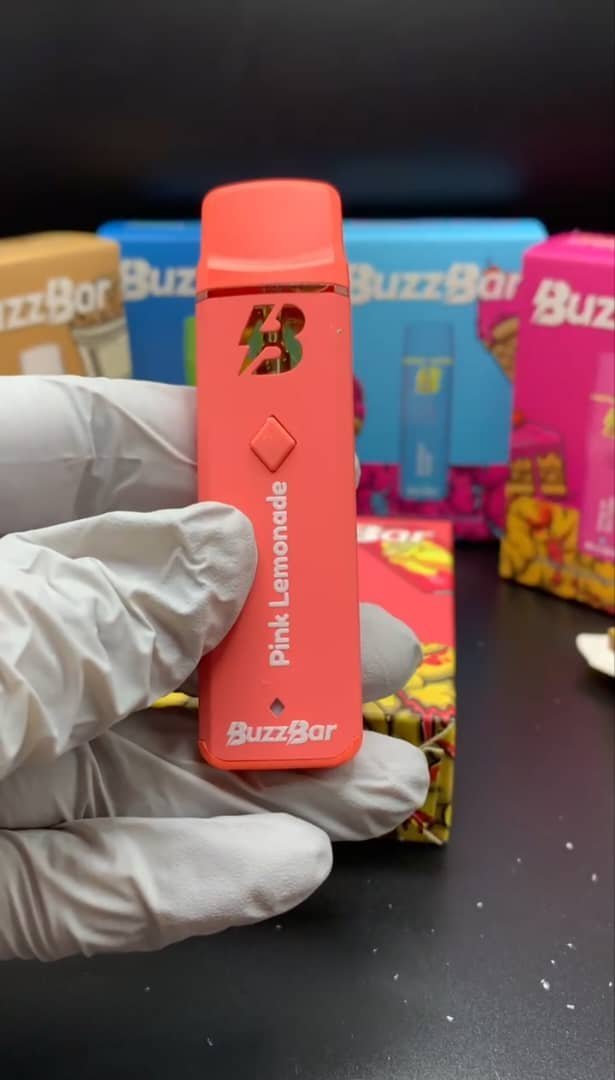 whatsapp-image-2023-09-30-at-10-46-38-am.jpeg BUZZBAR 2G LIQUID DIAMONDS DISPOSABLE VAPE PEN - Image 1