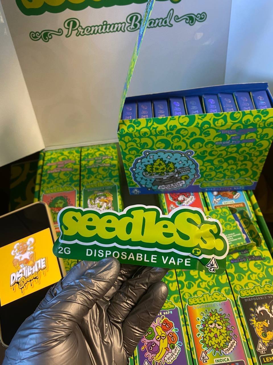whatsapp-image-2023-12-29-at-6-02-41-pm.jpeg Seedless 2g disposable vape - Image 1